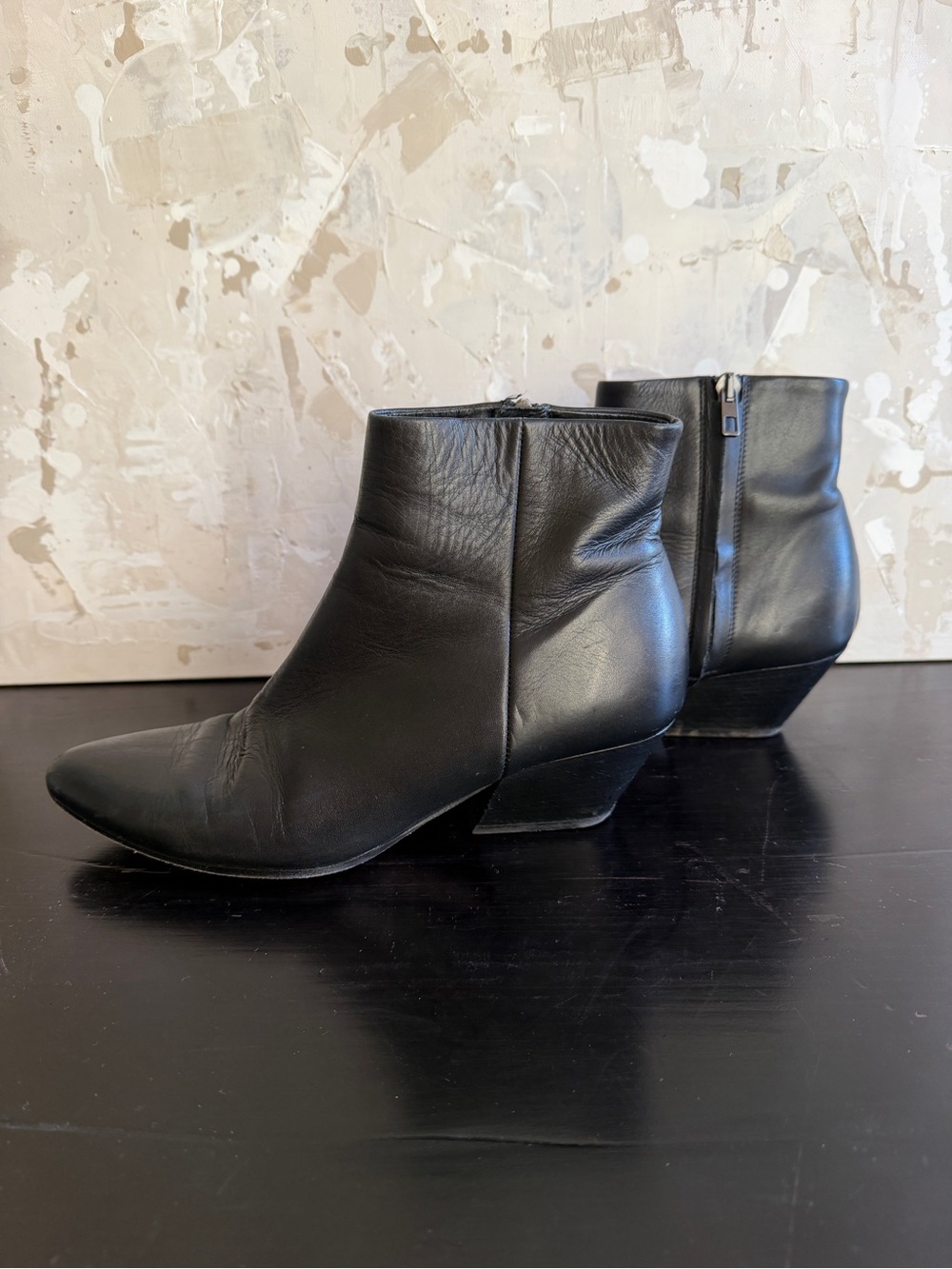 VINCE Vero Cuoio Black Leather Pointed Ankle Boots - Sleek Side Zip